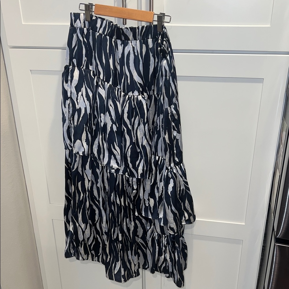 Cupid Blush ] Womens Navy, Light Blue & White Tiered Print Maxi Skirt ] Size La